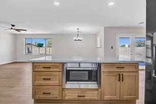 4915 W Shangri La Rd, Glendale, AZ 85304 - Photo 9