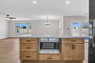4915 W Shangri La Rd, Glendale, AZ 85304 - Photo 11