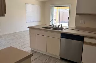8563 W Mission Ln, Peoria, AZ 85345 - Photo 5