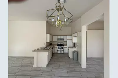 8563 W Mission Lane, Peoria, AZ 85345 - Photo 7