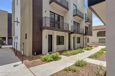 4220 N 32nd Street #34, Phoenix, AZ 85018 - Photo 5