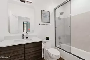 4220 N 32nd St, Phoenix, AZ 85018 - Photo 11
