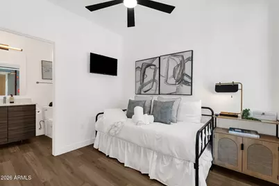 4220 N 32nd Street #34, Phoenix, AZ 85018 - Photo 9