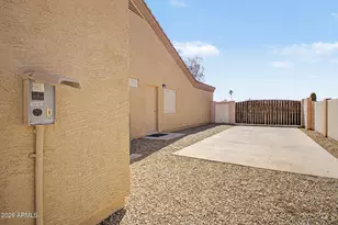 15241 S Cherry Hills Dr, Arizona City, AZ 85123 - Photo 3
