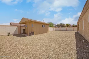 15241 S Cherry Hills Dr, Arizona City, AZ 85123 - Photo 33