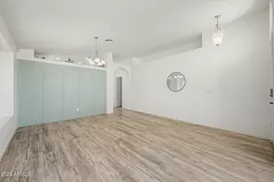 6771 W Caribbean Ln, Peoria, AZ 85381 - Photo 7