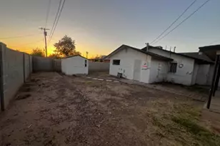 3123 W Holly St, Phoenix, AZ 85009 - Photo 13