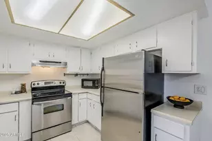 16 W Loma Vista Dr, Tempe, AZ 85282 - Photo 11