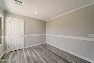 928 W Desert Hills Dr, San Tan Valley, AZ 85143 - Photo 5
