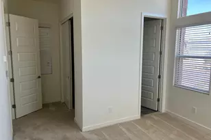 1141 E La Mirada Dr, Phoenix, AZ 85042 - Photo 13