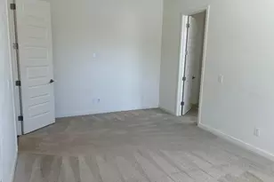 1141 E La Mirada Dr, Phoenix, AZ 85042 - Photo 11