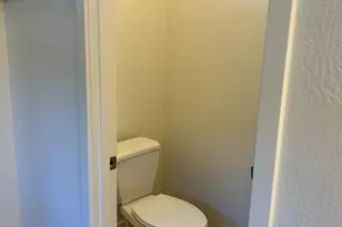 1141 E La Mirada Dr, Phoenix, AZ 85042 - Photo 27