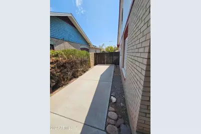 1813 N 11th Street, Phoenix, AZ 85006 - Photo 5