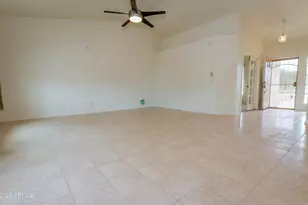 5823 S Moson Rd, Hereford, AZ 85615 - Photo 11