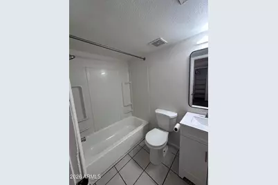 2690 N 43rd Avenue #C, Phoenix, AZ 85009 - Photo 19