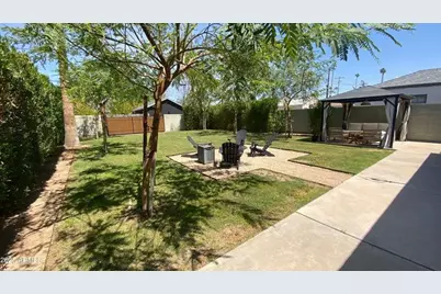 1136 E Almeria Road, Phoenix, AZ 85006 - Photo 17
