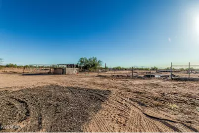 32567 W Santa Cruz Avenue, Maricopa, AZ 85138 - Photo 27