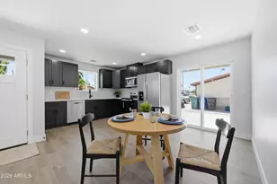 460 S Pioneer, Mesa, AZ 85204 - Photo 13