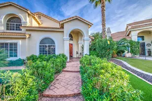 2201 E Tahitian Way, Gilbert, AZ 85234 - Photo 3