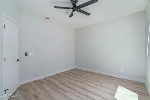 2601 E Clarendon Ave, Phoenix, AZ 85016 - Photo 9