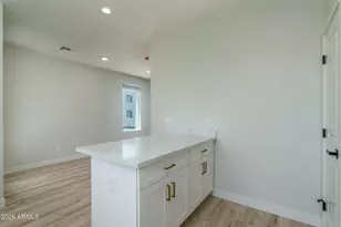 2601 E Clarendon Ave, Phoenix, AZ 85016 - Photo 13