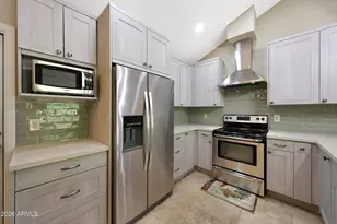 9196 E Evans Dr, Scottsdale, AZ 85260 - Photo 5