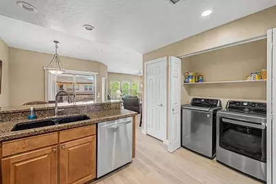 16800 E El Lago Boulevard #Unit 2033, Fountain Hills, AZ 85268 - Photo 9