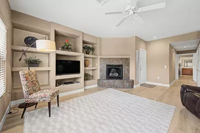 16800 E El Lago Boulevard #Unit 2033, Fountain Hills, AZ 85268 - Photo 5