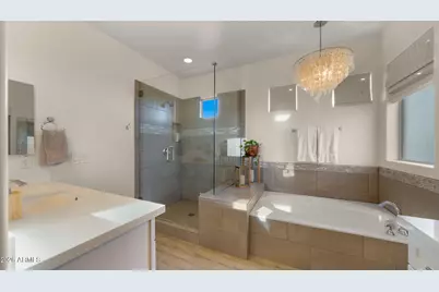 4724 E Parkside Lane, Phoenix, AZ 85050 - Photo 11