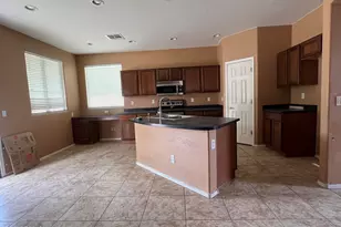 1681 E Jahns Dr, Casa Grande, AZ 85122 - Photo 11