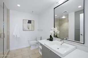 200 W Portland St, Phoenix, AZ 85003 - Photo 25