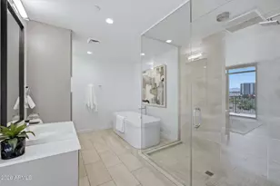 200 W Portland St, Phoenix, AZ 85003 - Photo 21