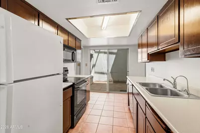 2934 N Casa Tomas Court, Phoenix, AZ 85016 - Photo 7