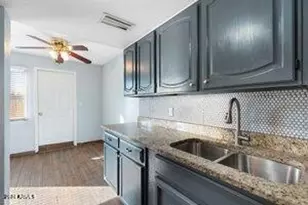 8426 N 34th Dr, Phoenix, AZ 85051 - Photo 5
