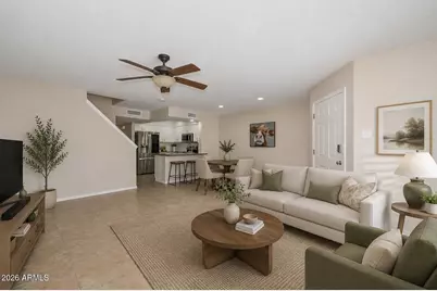 4805 E Kachina Trail #10, Phoenix, AZ 85044 - Photo 3