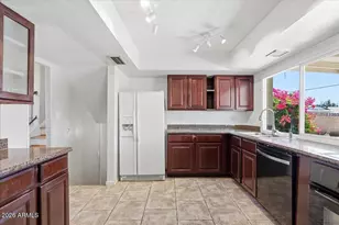 8501 E Thomas Rd, Scottsdale, AZ 85251 - Photo 13