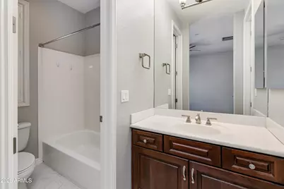 2449 E Montecito Avenue, Phoenix, AZ 85016 - Photo 15