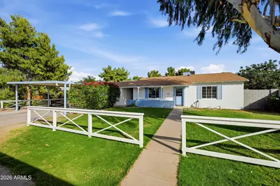 929 W Turney Avenue, Phoenix, AZ 85013 - Photo 1