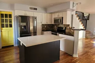 2728 S Sawyer Cir, Mesa, AZ 85209 - Photo 3
