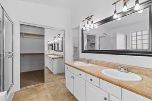 8368 W Paradise Dr, Peoria, AZ 85345 - Photo 15