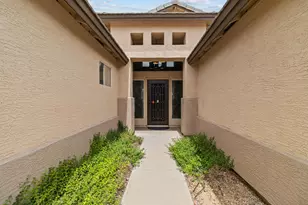 8368 W Paradise Dr, Peoria, AZ 85345 - Photo 3