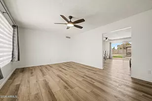 926 W Apollo Ave, Tempe, AZ 85283 - Photo 15