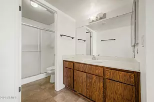 926 W Apollo Ave, Tempe, AZ 85283 - Photo 23