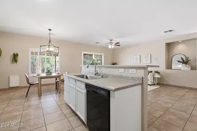 6402 W Edgemont Avenue, Phoenix, AZ 85035 - Photo 9
