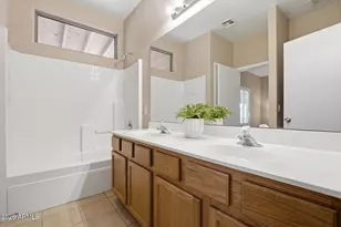 6402 W Edgemont Ave, Phoenix, AZ 85035 - Photo 13