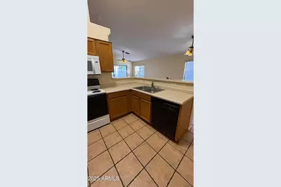 13002 W Hearn Road, El Mirage, AZ 85335 - Photo 11