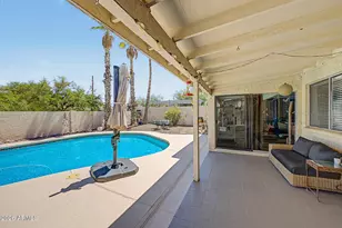 1132 E Village Circle Dr, Phoenix, AZ 85022 - Photo 37