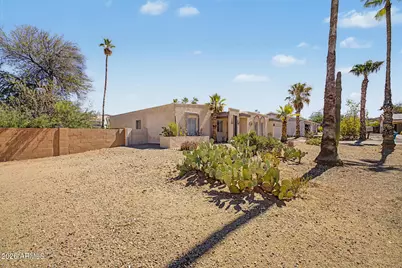 1132 E Village Circle Drive, Phoenix, AZ 85022 - Photo 7