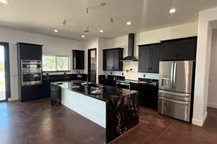 22227 W Dixileta Dr, Wittmann, AZ 85361 - Photo 3
