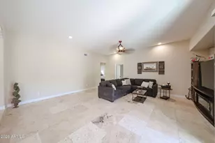 27323 N Covered Wagon Rd, Phoenix, AZ 85085 - Photo 35